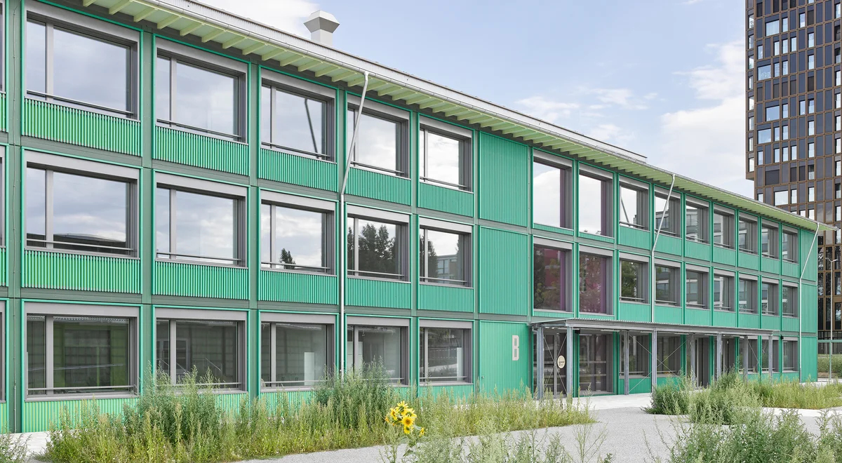 Einweihung des provisorischen Gymnasiums in Dübendorf
